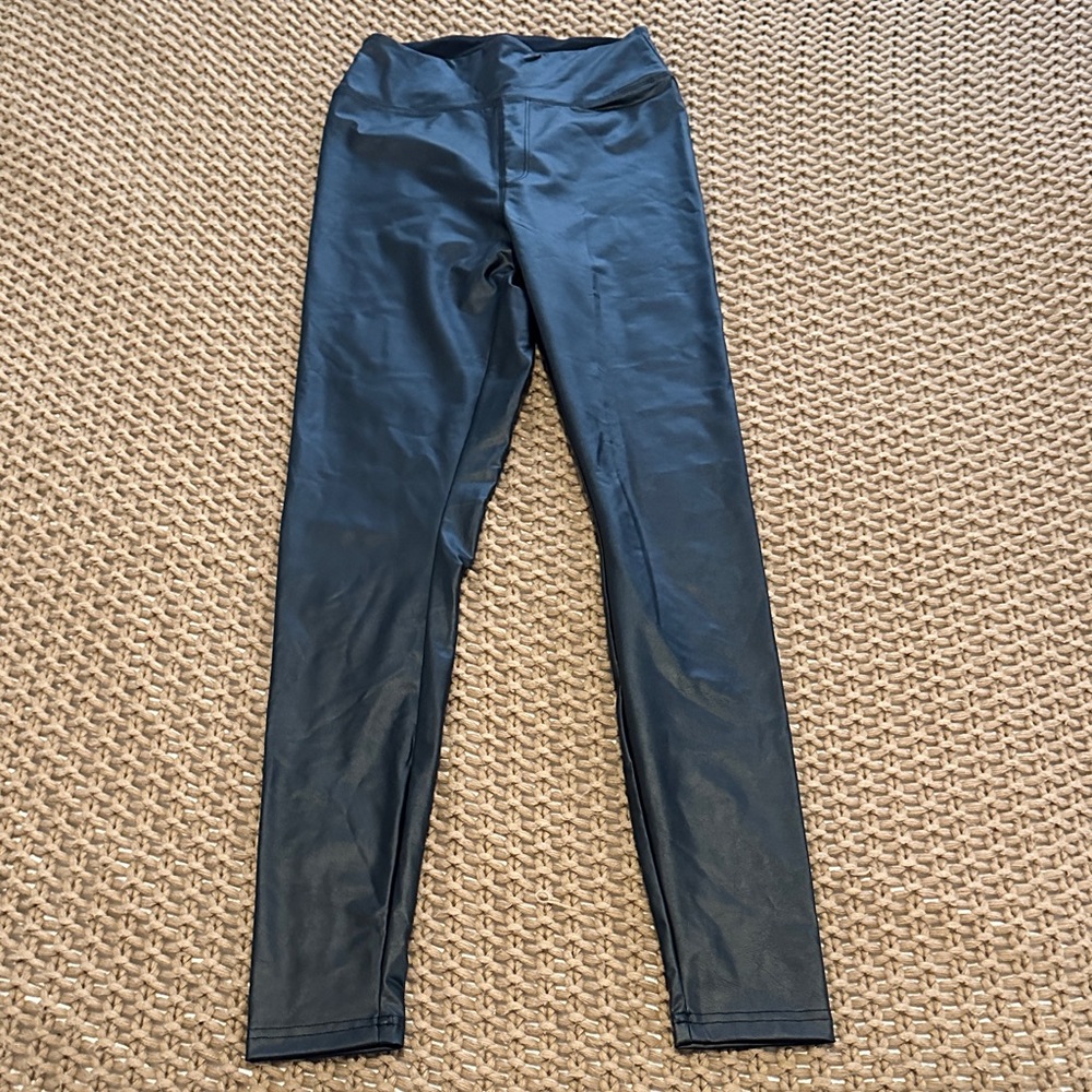 Aerie offline - NWOT Black Faux Leather Leggings